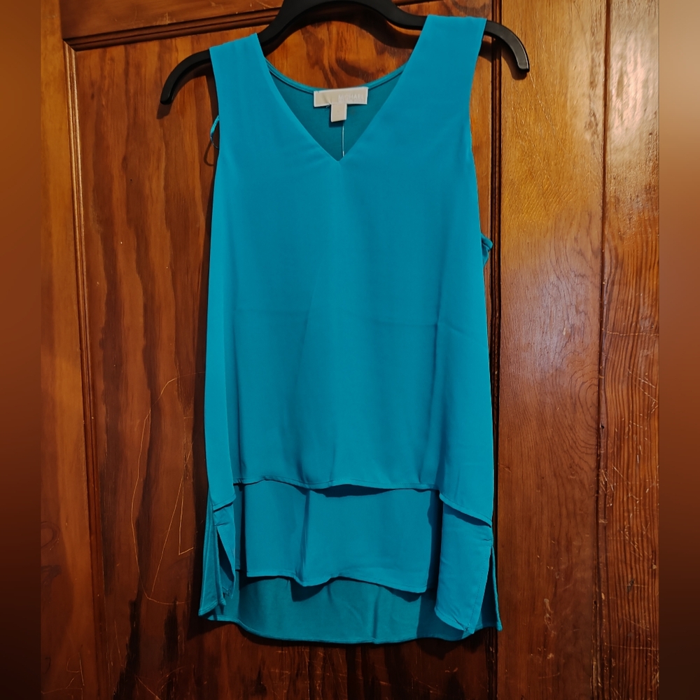 Sleeveless Teal Layered Top